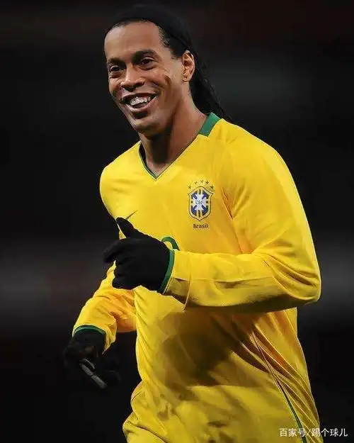 突显了体育 突显了体育