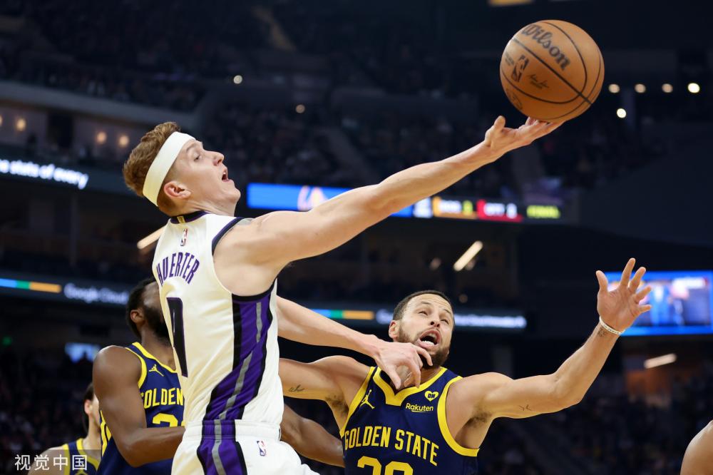 2险胜哈马 2险胜哈马