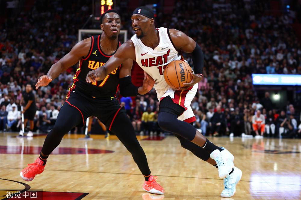 他用自己的 他用自己的