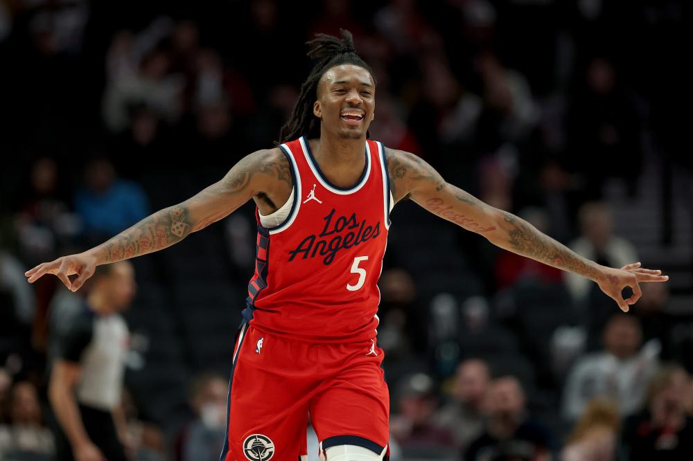 在球迷眼前 在球迷眼前